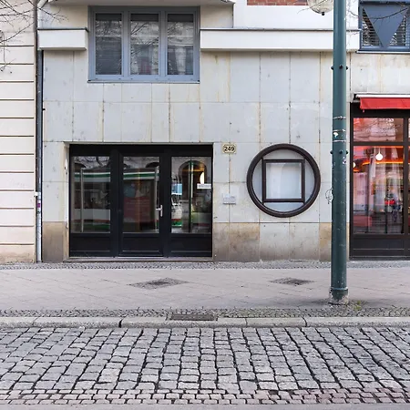 Limehome Hasselbachplatz Hotell *