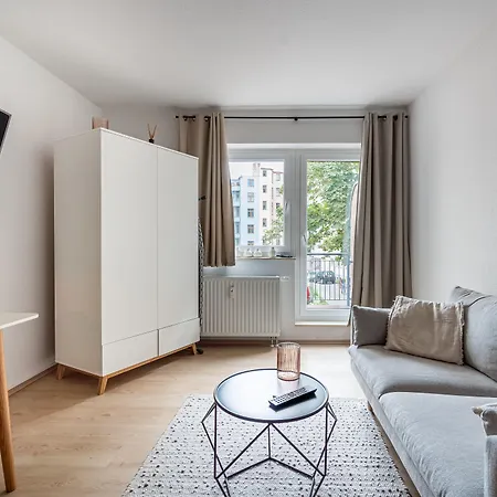 Limehome Hasselbachplatz ホテル