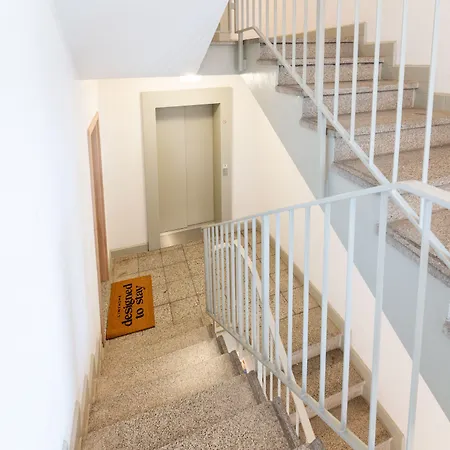 Limehome Hasselbachplatz Hotel