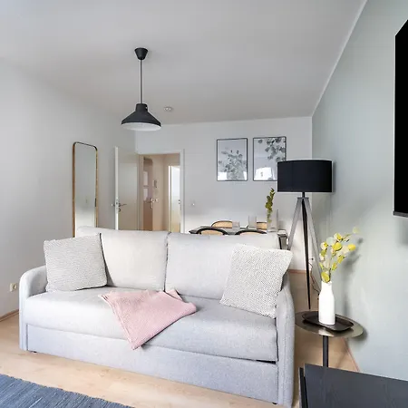 Limehome Hasselbachplatz Hotel