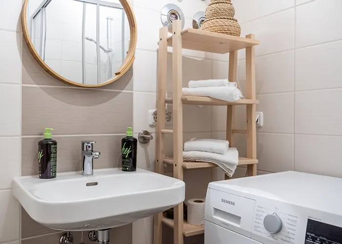 Hotell Limehome Hasselbachplatz